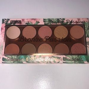 Bronzer Palette Beauty Treats Passion– 10 Shades (Shimmer & Matte)
